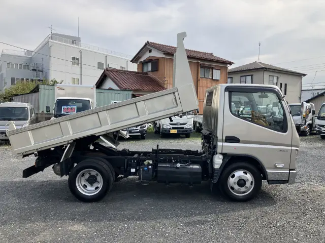三菱 キャンター 2RG-FBA60(2WD)の写真11