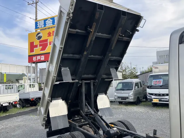 三菱 キャンター 2RG-FBA60(2WD)の写真23