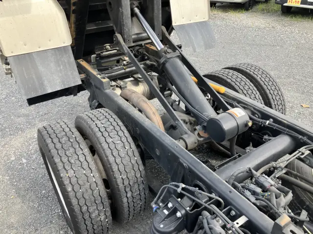 三菱 キャンター 2RG-FBA60(2WD)の写真24