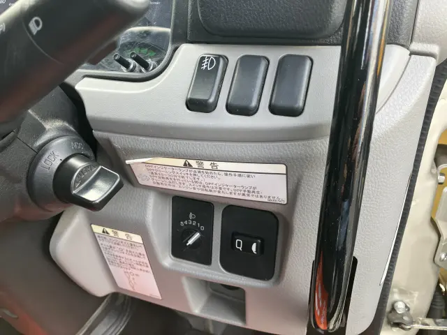 三菱 キャンター 2RG-FBA60(2WD)の写真39