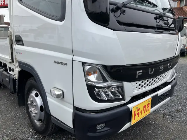 三菱 キャンター 2TG-FBA00(2WD)の写真11