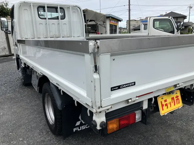 三菱 キャンター 2TG-FBA00(2WD)の写真16