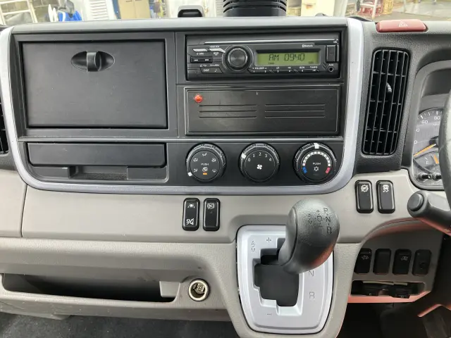 三菱 キャンター 2TG-FBA00(2WD)の写真26