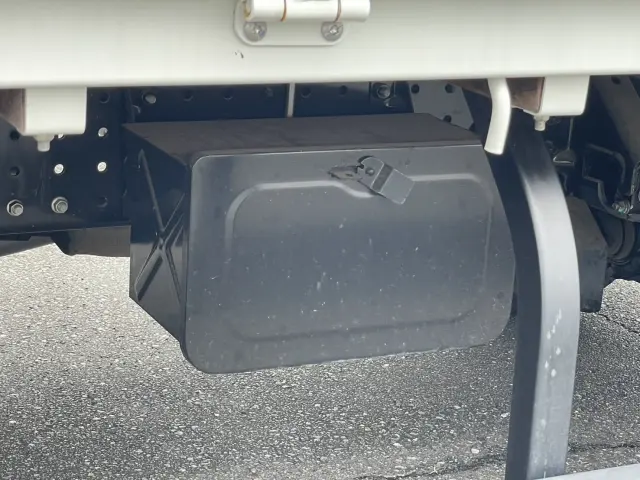 三菱 キャンター 2RG-FEB50(2WD)の写真12
