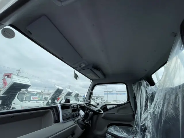 三菱 キャンター 2RG-FEB50(2WD)の写真21