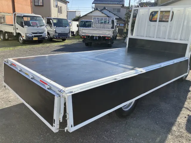 三菱 キャンター 2RG-FGA20(4WD)の写真17