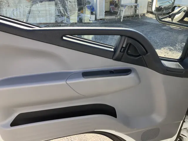 三菱 キャンター 2RG-FGA20(4WD)の写真25