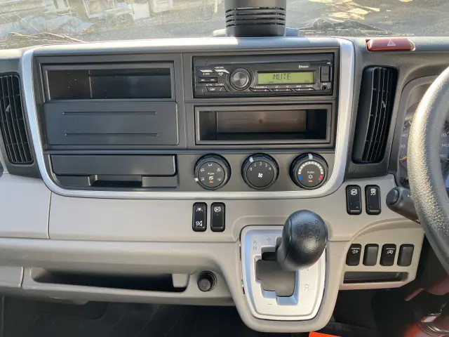三菱 キャンター 2RG-FGA20(4WD)の写真27
