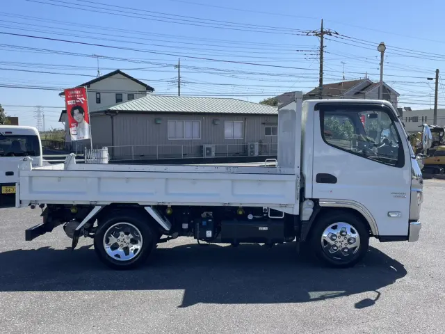 三菱 キャンター 2RG-FBA30(2WD)の写真4
