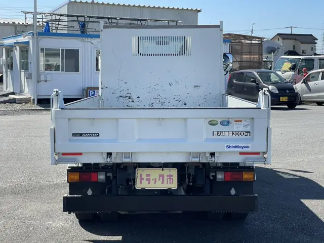 三菱 キャンター 2RG-FBA30(2WD)の写真6