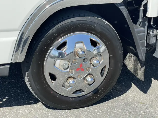 三菱 キャンター 2RG-FBA30(2WD)の写真9