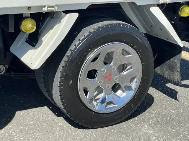 三菱 キャンター 2RG-FBA30(2WD)の写真10