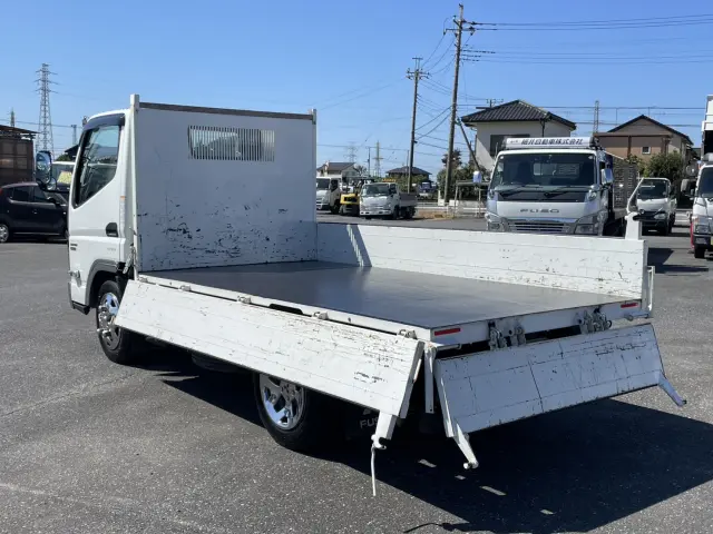 三菱 キャンター 2RG-FBA30(2WD)の写真12