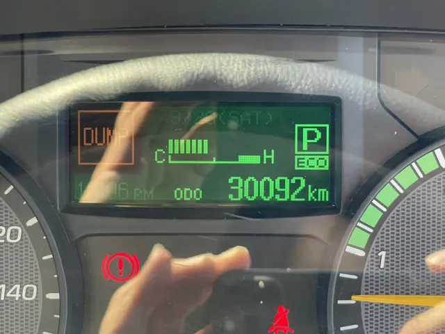三菱 キャンター 2RG-FBA30(2WD)の写真31