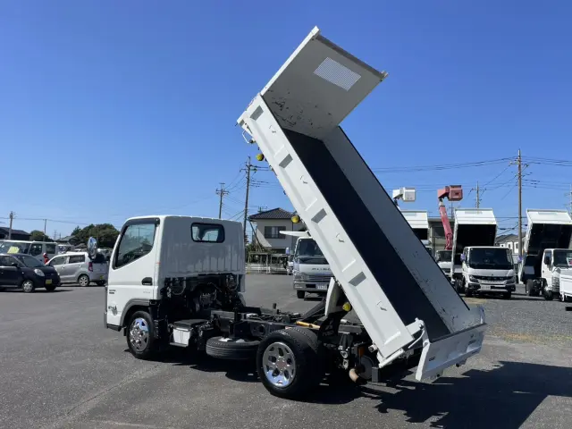 三菱 キャンター 2RG-FBA30(2WD)の写真38