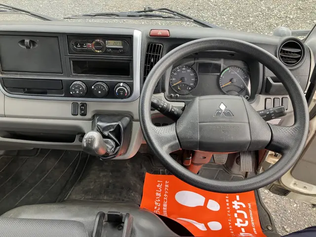 三菱 キャンター TPG-FBA30(2WD)の写真6