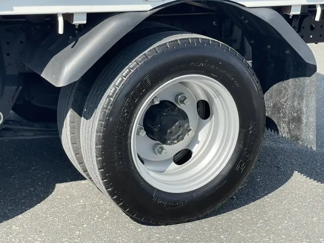 三菱 キャンター 2RG-FBA20(2WD)の写真10