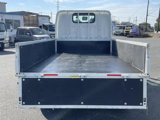 三菱 キャンター 2RG-FBA20(2WD)の写真12