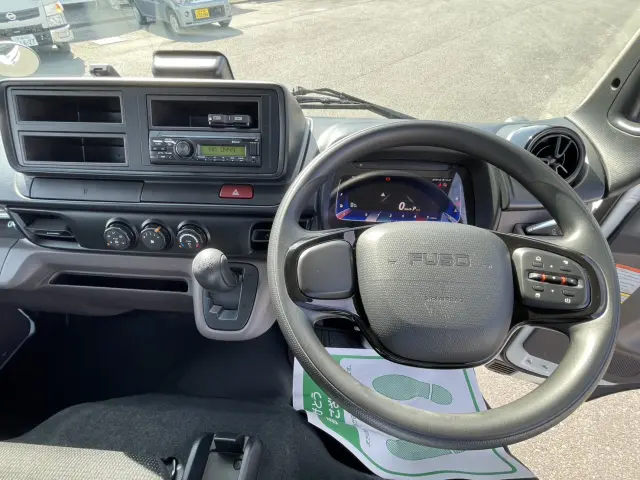 三菱 キャンター 2RG-FBA20(2WD)の写真23