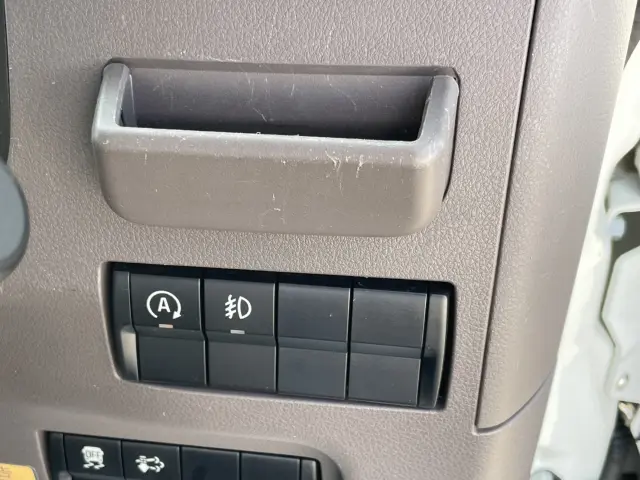 三菱 キャンター 2RG-FBA20(2WD)の写真28