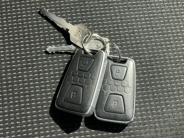 三菱 キャンター 2RG-FBA20(2WD)の写真32