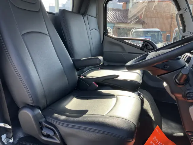 三菱 キャンター 2RG-FDA20(2WD)の写真6