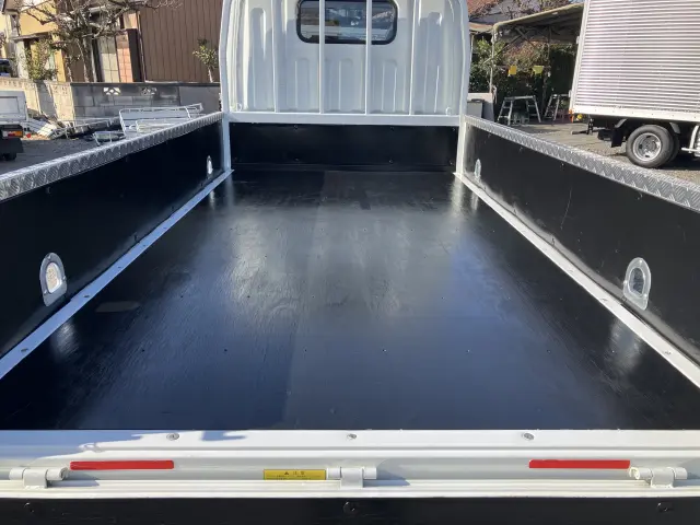 三菱 キャンター 2RG-FDA20(2WD)の写真7