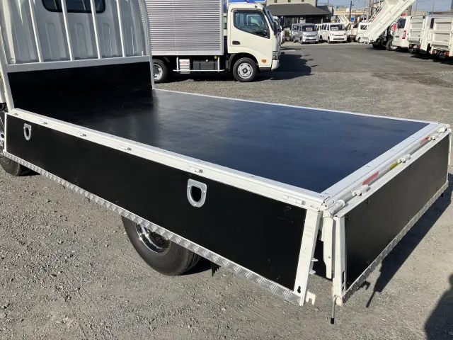 三菱 キャンター 2RG-FDA20(2WD)の写真19