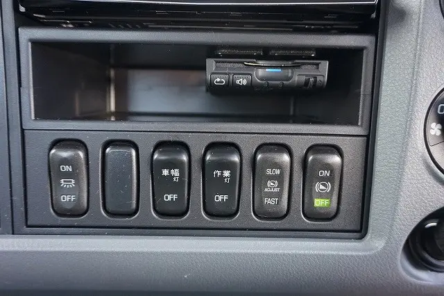 三菱 ファイター QKG-FK62FZ(2WD)の写真13