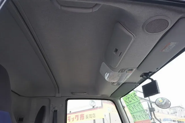 三菱 ファイター QKG-FK62FZ(2WD)の写真19