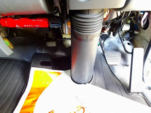 フロアAT 2ペダル|いすゞ エルフ TPG-NPR85YN(2WD)の写真16