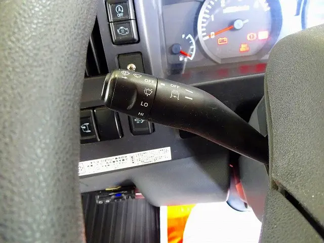 いすゞ エルフ TPG-NPR85YN(2WD)の写真18