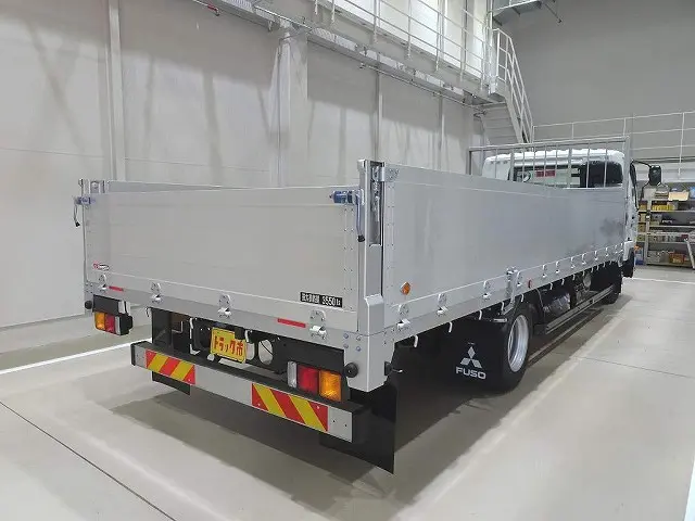 お問合せ管理No.A448 R5 ファイター 3.55t ワイドベッド付 アルミブロック 平ボディ リアエアサス 240ps 未使用車|三菱 ファイター 2KG-FK65F(2WD)の写真3