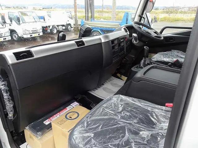 三菱 ファイター 2KG-FK65F(2WD)の写真8