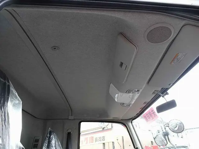 三菱 ファイター 2KG-FK65F(2WD)の写真15