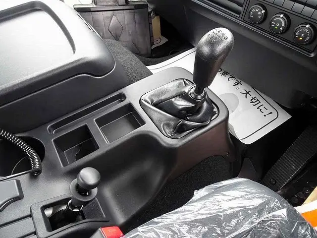 三菱 ファイター 2KG-FK65F(2WD)の写真17