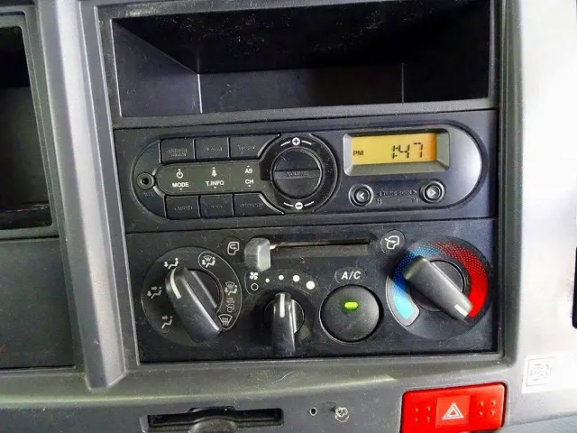 いすゞ エルフ TPG-NPR85YN(2WD)の写真11