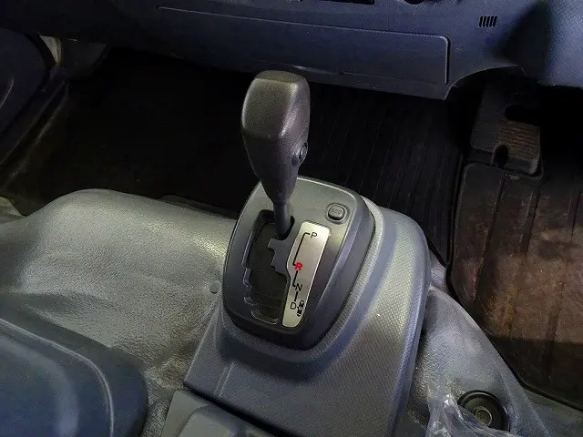 いすゞ エルフ TPG-NPR85YN(2WD)の写真15