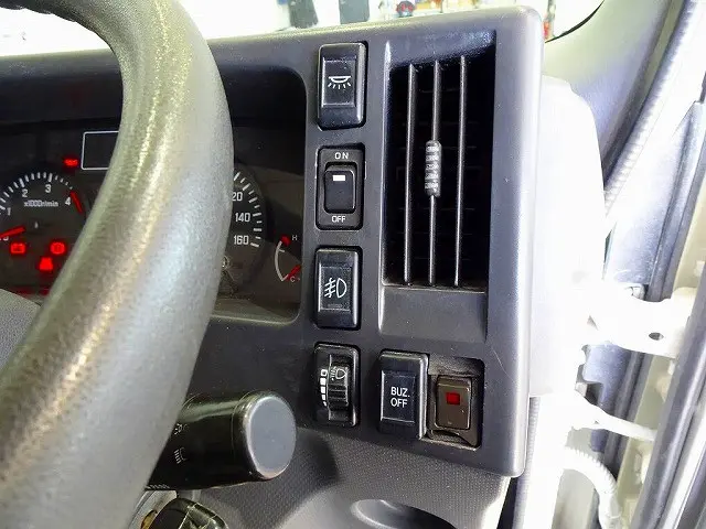 いすゞ エルフ TPG-NPR85YN(2WD)の写真17