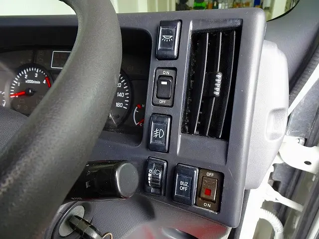 いすゞ エルフ TPG-NPR85YN(2WD)の写真17