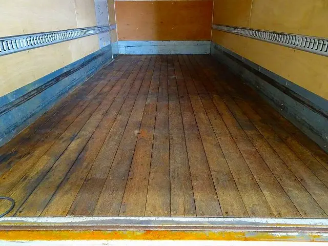 荷台内寸：486×206×221　リア上部跳ね上げ式　左サイドスライドドア　ラッシングレール2段(60cm/120cm)　荷室蛍光灯2個　フルゲート 1,000kg付|いすゞ エルフ TPG-NPR85YN(2WD)の写真22