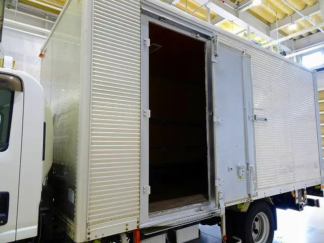 いすゞ エルフ TPG-NPR85YN(2WD)の写真28