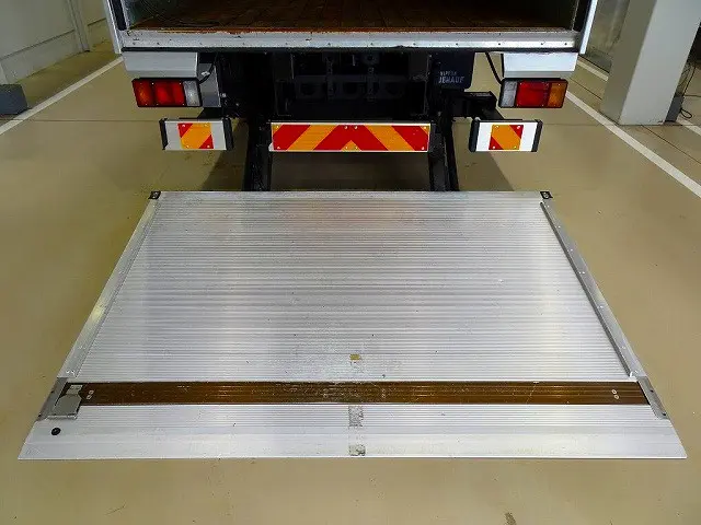 フルゲート　1,000kg　日本フルハーフ/KB3A　年式不明　長：150cm/有効長：143cm　幅：211cm/有効幅：196cm　PGカートストッパー　左シャシリア/荷室内リアPGスイッチコード|いすゞ エルフ TPG-NPR85YN(2WD)の写真29