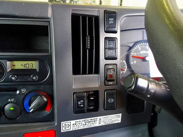 いすゞ エルフ TPG-NPR85YN(2WD)の写真11