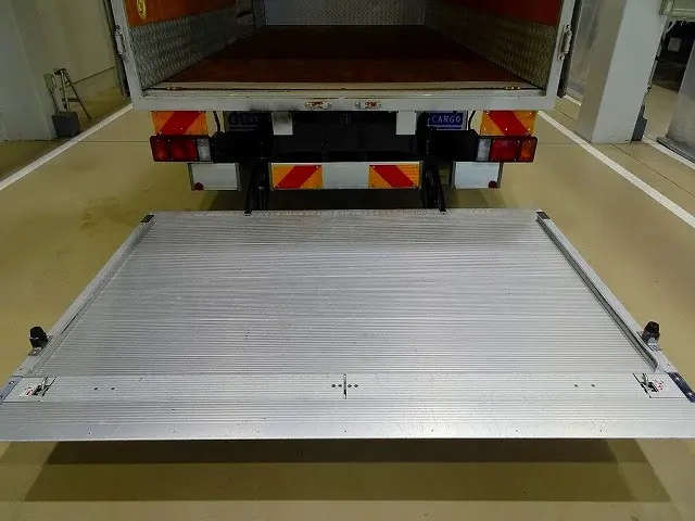 マルチゲート　1,000kg　極東開発/G21001P-B3MRA2　リモコン付　長：155cm　幅：212cm/有効幅：198cm　PGカートストッパー/サイドガード付　左シャシリアPGスイッチ|いすゞ エルフ TPG-NPR85YN(2WD)の写真32