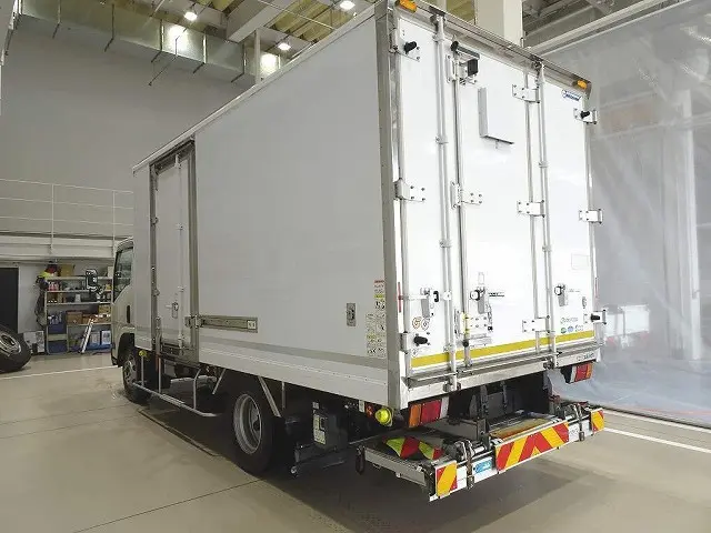 お問合せ管理No.F543 H28 エルフ 4t 高床 ワイドロング 保冷バン 格納ゲート付|いすゞ エルフ TPG-NPR85YN(2WD)の写真4