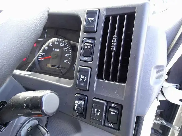 いすゞ エルフ TPG-NPR85YN(2WD)の写真15