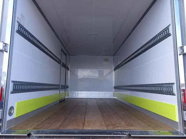 いすゞ エルフ TPG-NPR85YN(2WD)の写真19