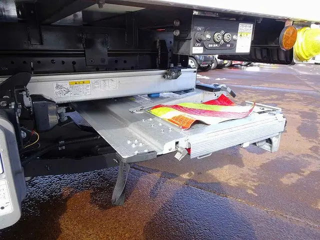 いすゞ エルフ TPG-NPR85YN(2WD)の写真28