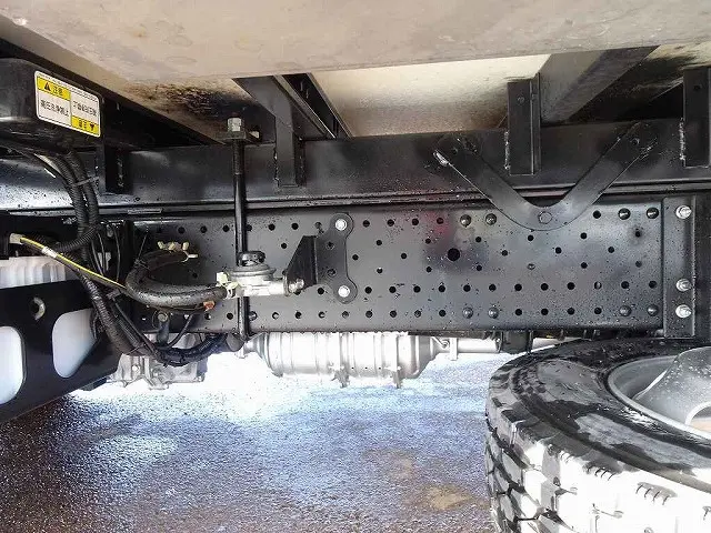 いすゞ エルフ TPG-NPR85YN(2WD)の写真34